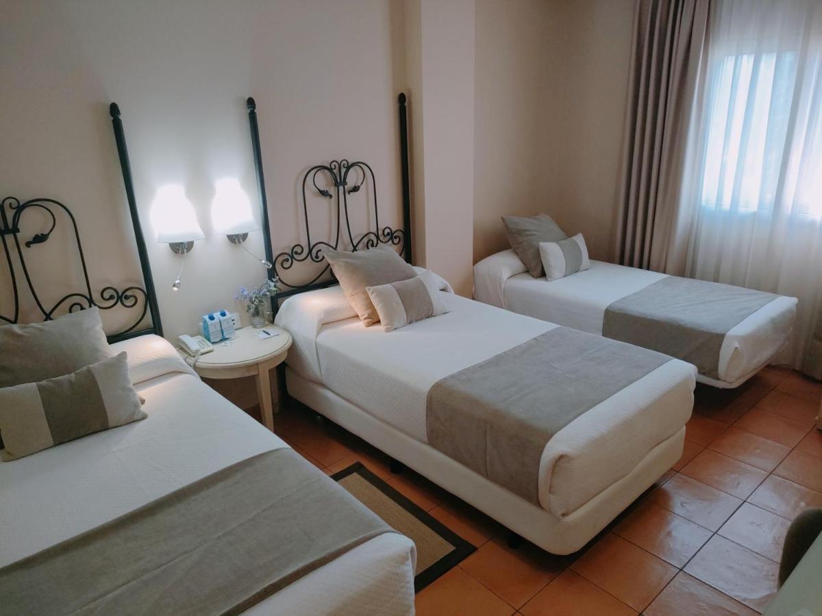 Alboran Algeciras Hotel Ngoại thất bức ảnh